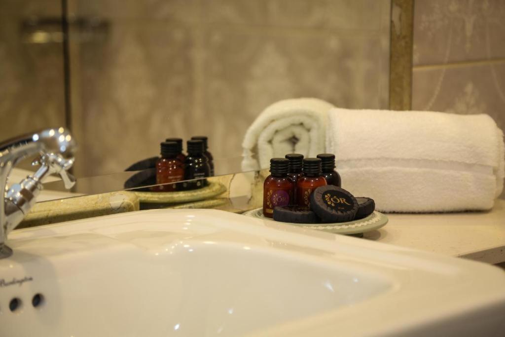 Avalon House Hotel Castlecomer ภายนอก รูปภาพ